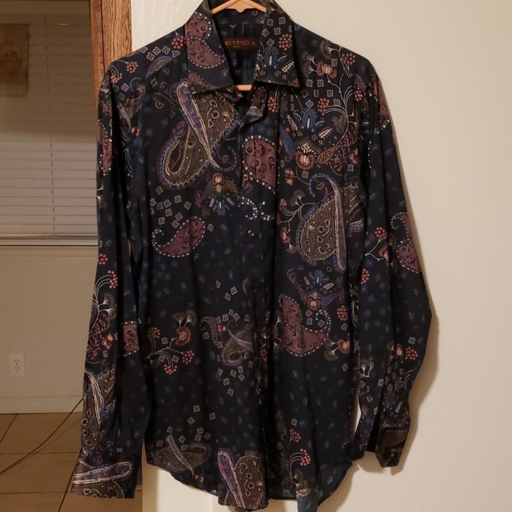 Mens Etro Milano button up paisley shirt.